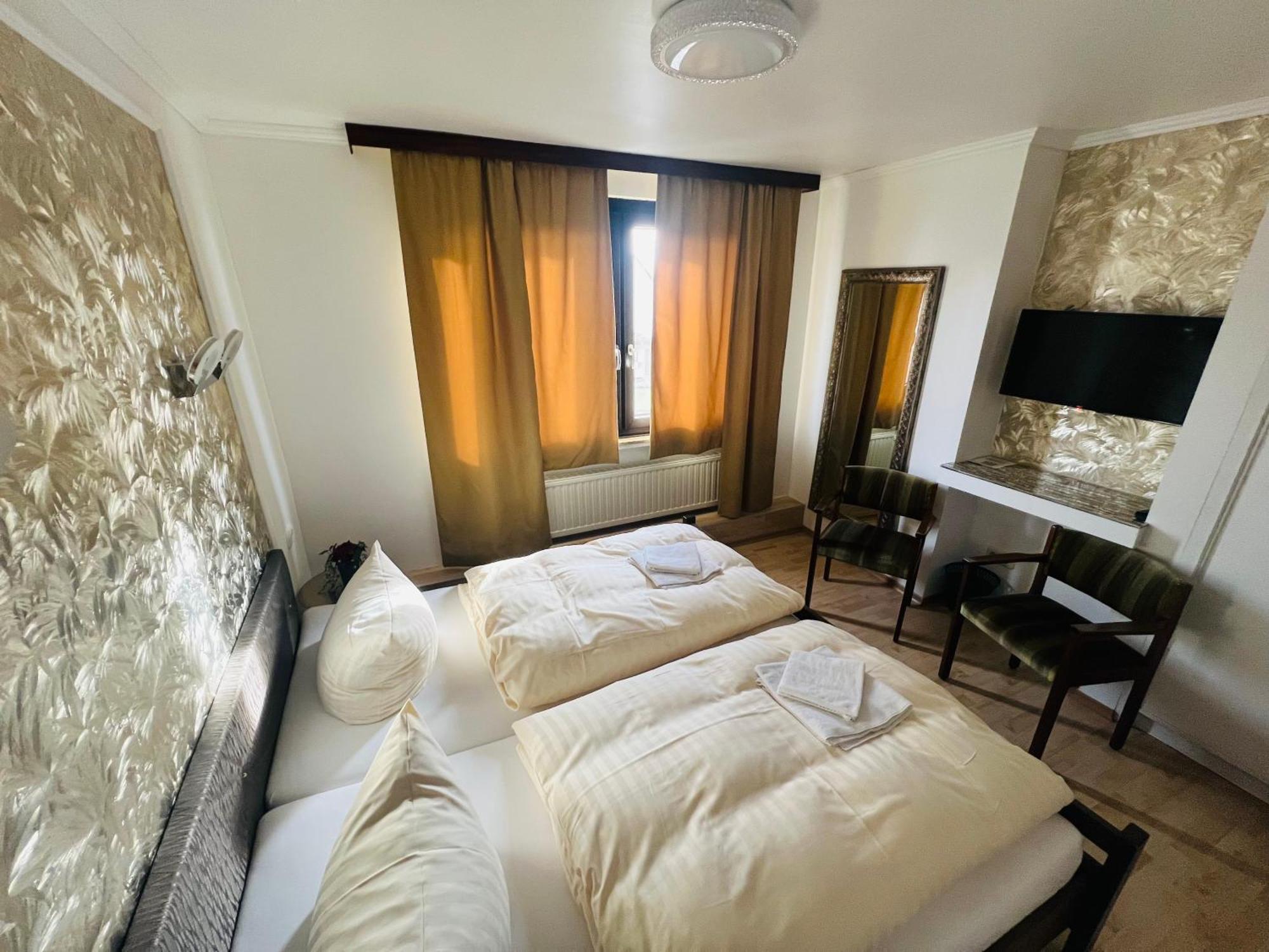 Hotel Ellermann Vlotho Esterno foto