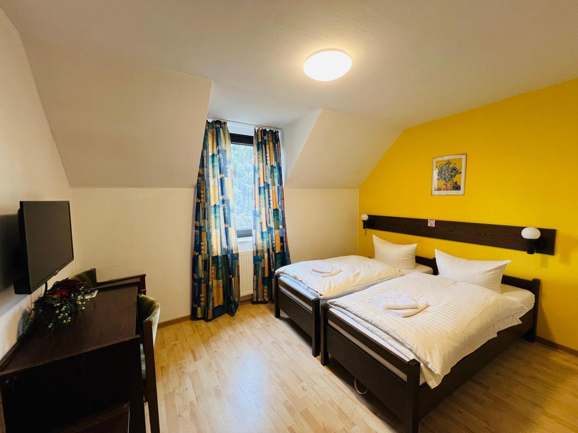 Hotel Ellermann Vlotho Esterno foto