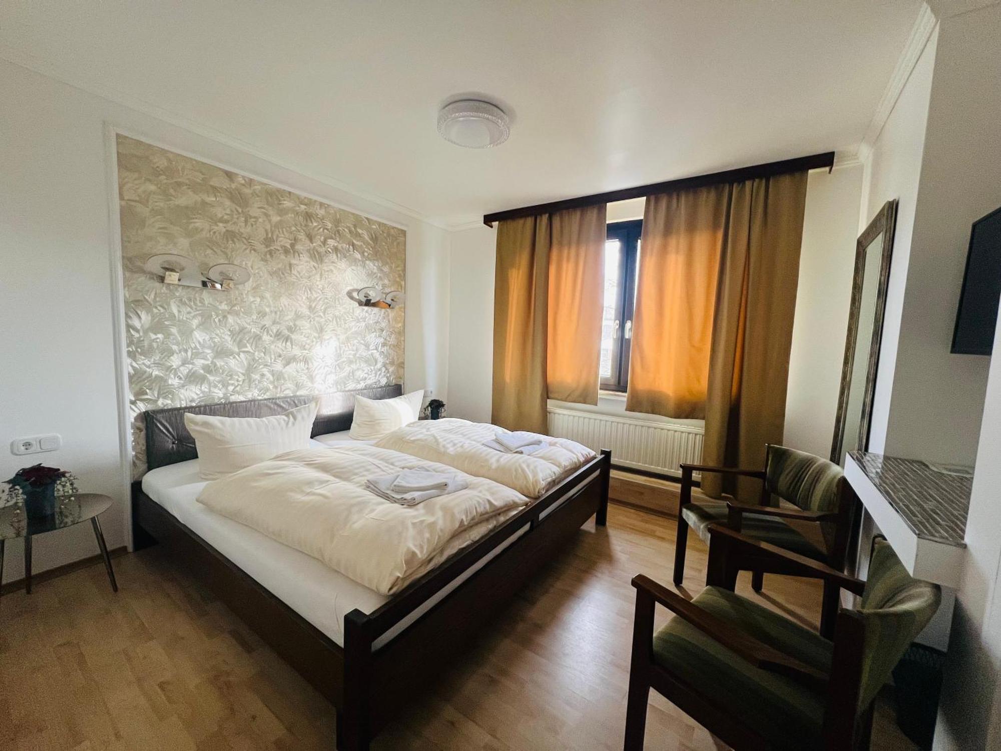 Hotel Ellermann Vlotho Esterno foto