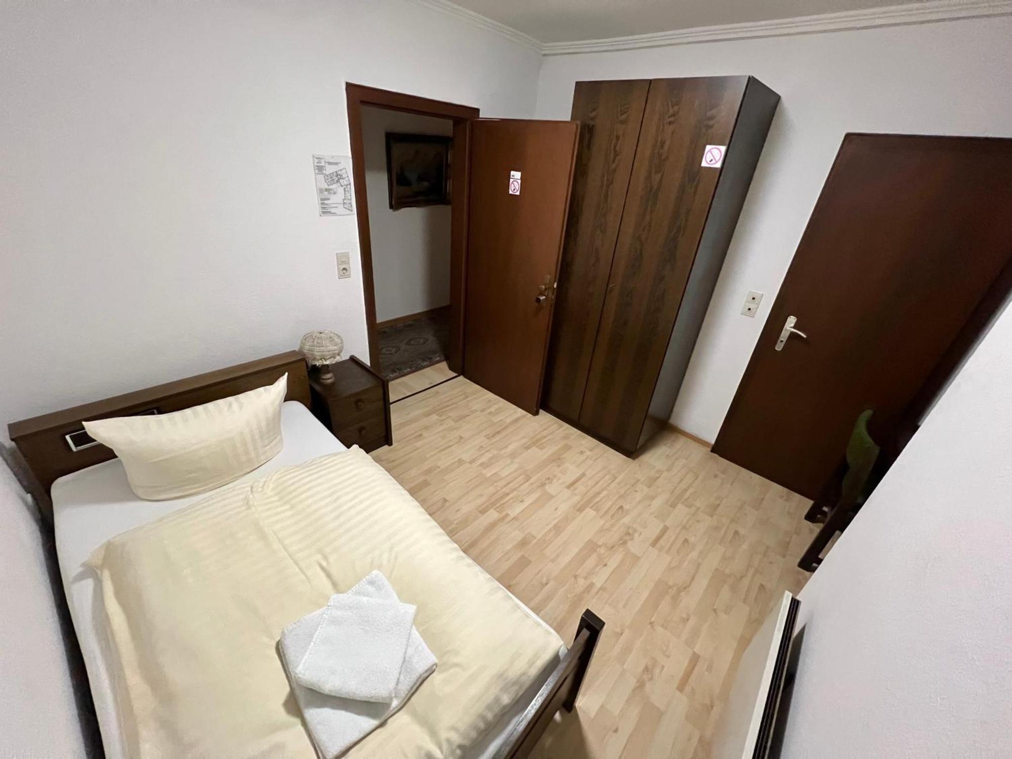 Hotel Ellermann Vlotho Esterno foto